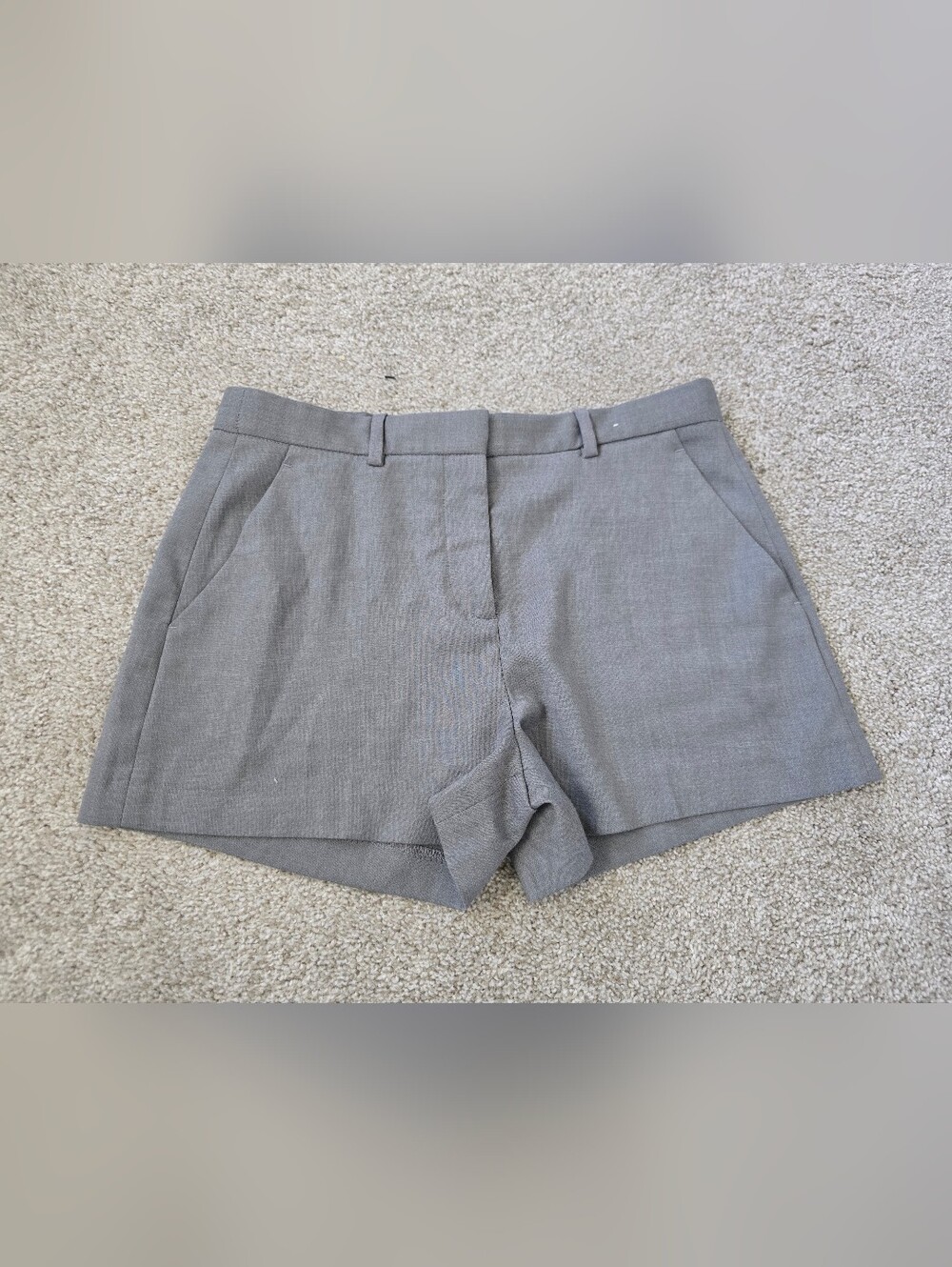 NWOT Abercrombie & Fitch High-Waist Gray Tailored Shorts Sz 28